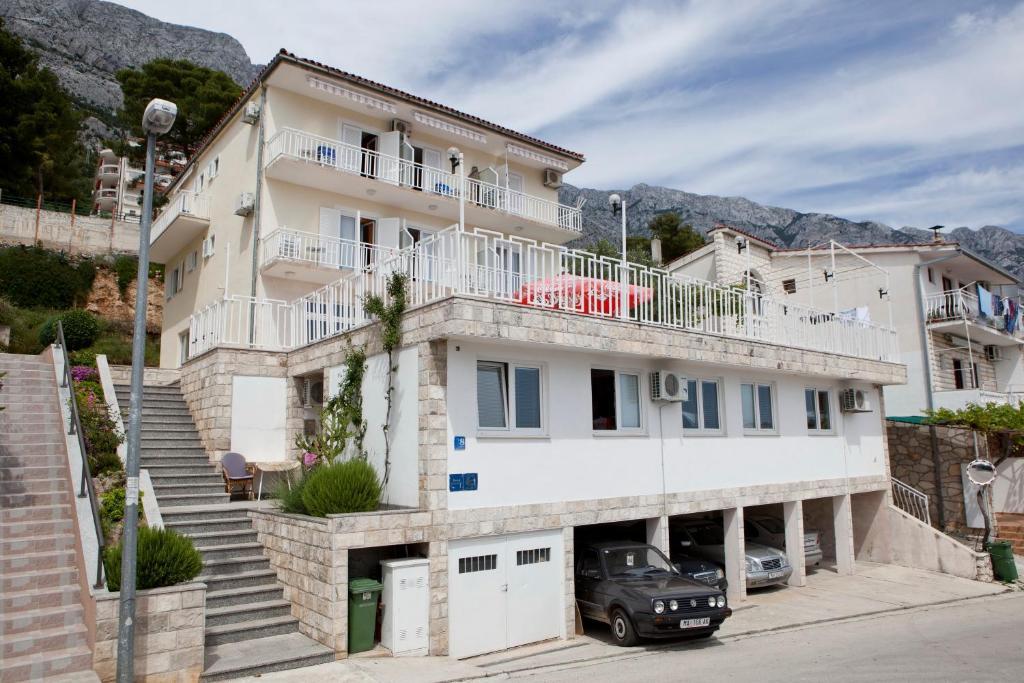 Apartments Irma Baska Voda Exterior photo