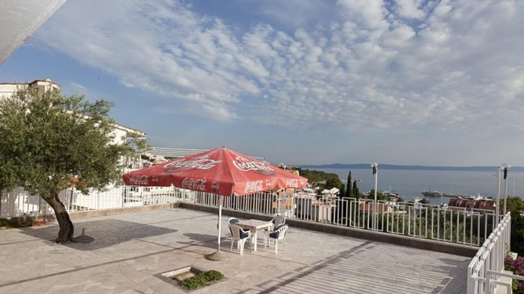 Apartments Irma Baska Voda Exterior photo